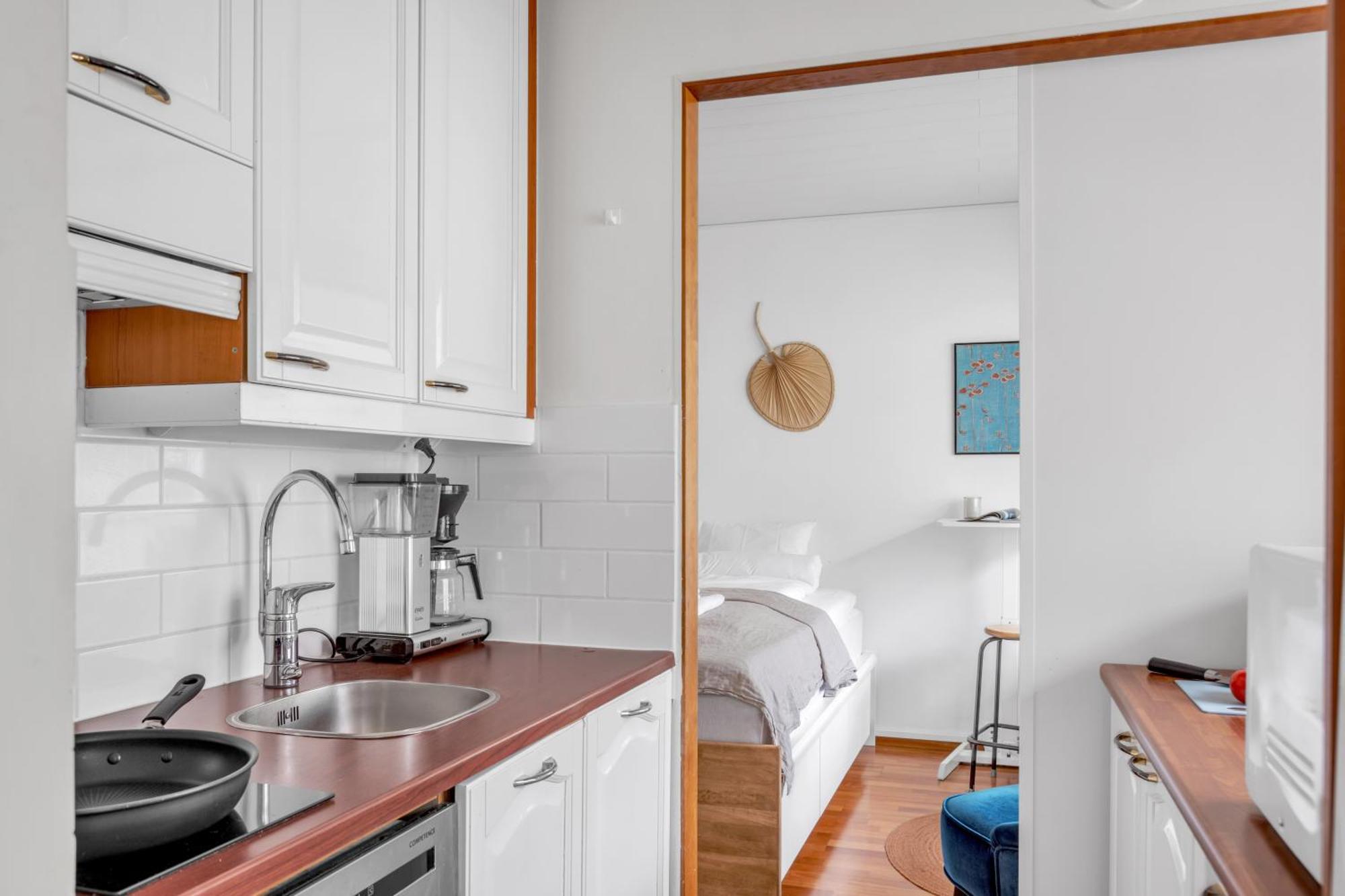 Design District W Free Parking Garage, Balcony, Netflix, 200m Tram&bus Appartement Helsinki