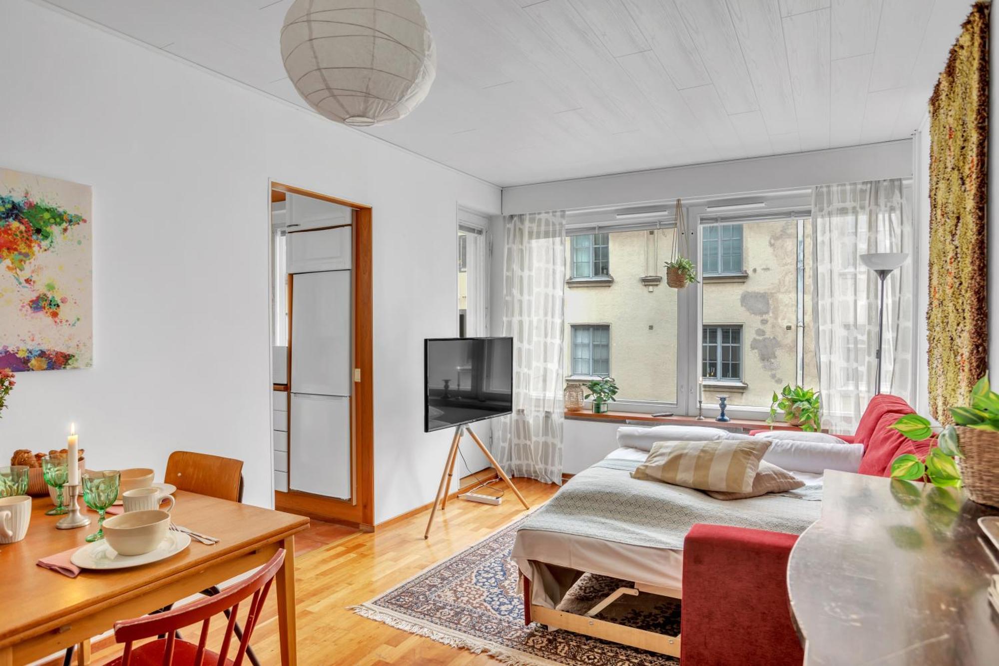 Design District W Free Parking Garage, Balcony, Netflix, 200m Tram&bus Appartement
